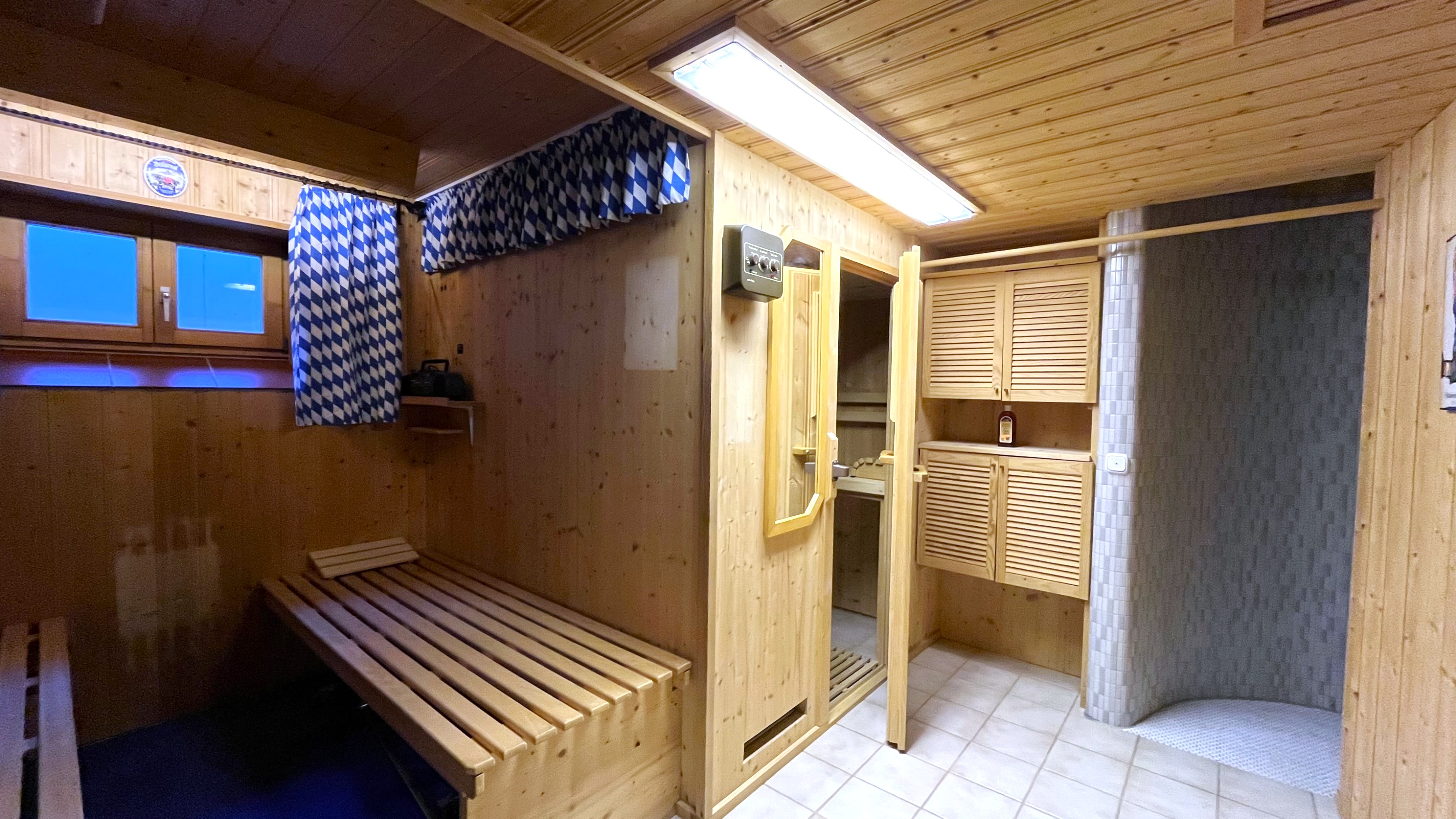 Großzügiges Landhaus in Waldrandlage Oberhaching/Ortsteil Oberbiberg Bild 7