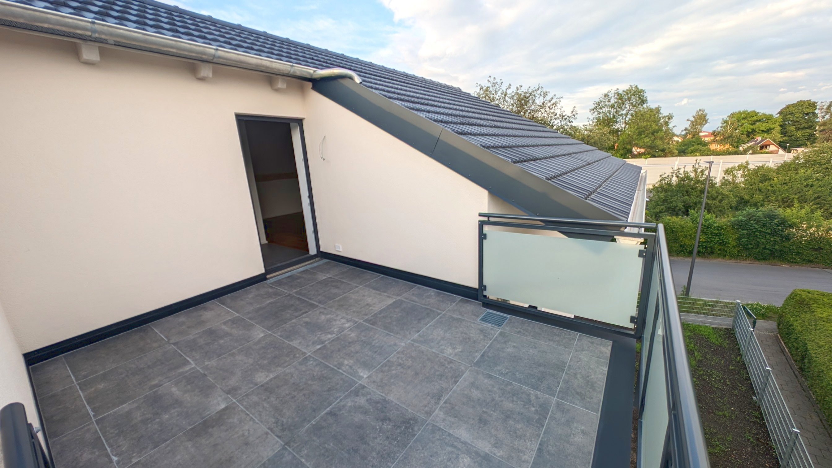 Modernes Neubau-Reiheneckhaus in gehobener Ausstattung in Rosenheim Bild 5