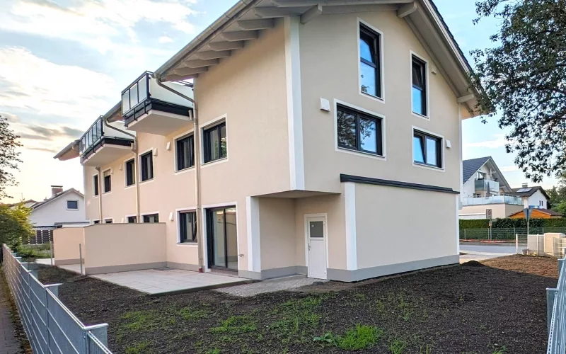 Modernes Neubau-Reiheneckhaus in gehobener Ausstattung in Rosenheim