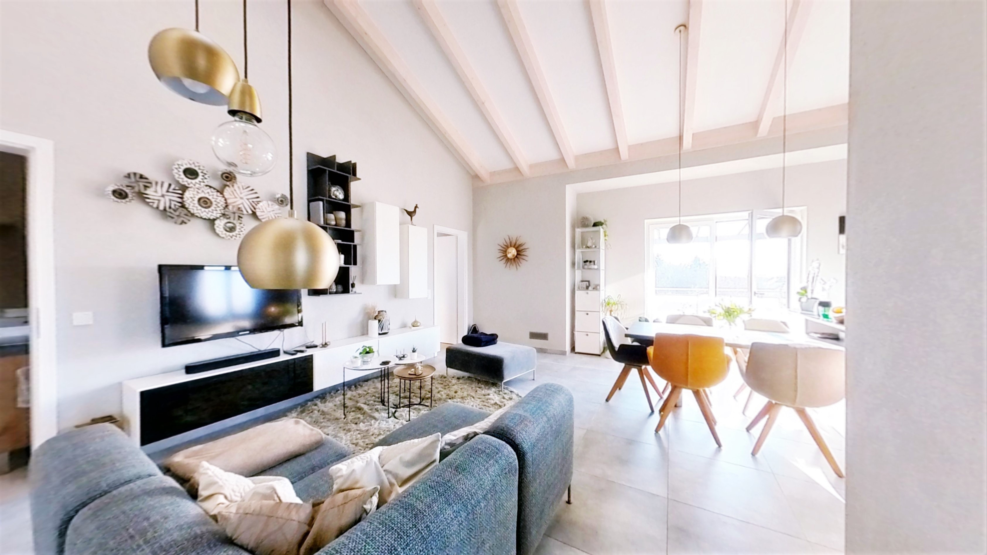 Traumhafte Penthousewohnung mit Westterrasse Ortsrandlage Ampfing Bild 2