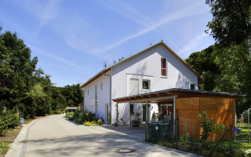 BAUTRÄGERVERTRIEB MÜNCHEN-ALLACH - PRATO REGIO