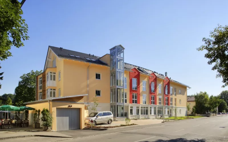 BAUTRÄGERVERTRIEB PRIEN AM CHIEMSEE - APRICOR