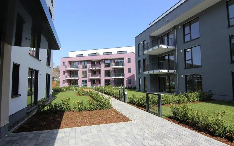 BAUTRÄGERVERTRIEB WOHNANLAGE HOFHEIM -                 "GOLDBACH - LEBEN AM TAUNUS"