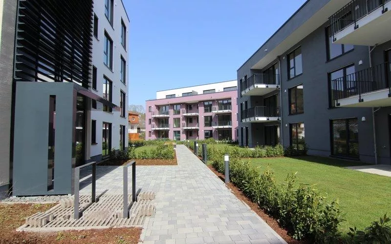 BAUTRÄGERVERTRIEB WOHNANLAGE HOFHEIM -                 "GOLDBACH - LEBEN AM TAUNUS"