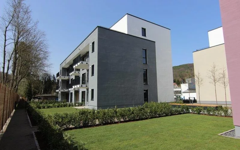 BAUTRÄGERVERTRIEB WOHNANLAGE HOFHEIM -                 "GOLDBACH - LEBEN AM TAUNUS"