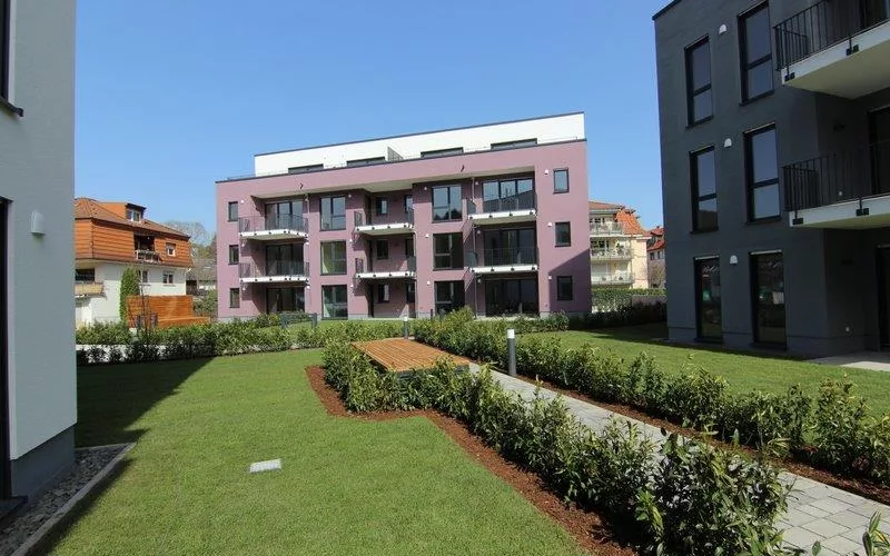 BAUTRÄGERVERTRIEB WOHNANLAGE HOFHEIM -                 "GOLDBACH - LEBEN AM TAUNUS"