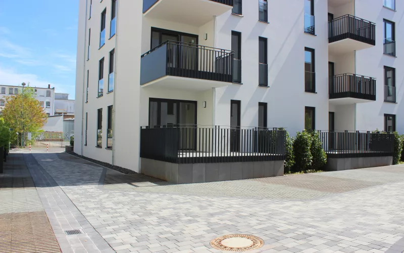 BAUTRÄGERVERTRIEB OFFENBACH  -                                                                                                          WOHNANLAGE "LU-WESTEND LEBEN"