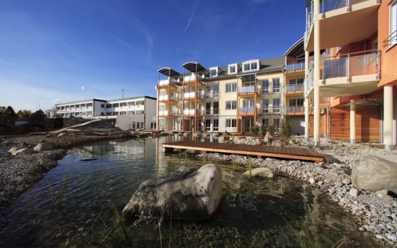BAUTRÄGERVERTRIEB ZORNEDING - WOHNEN AM WASSERGARTEN